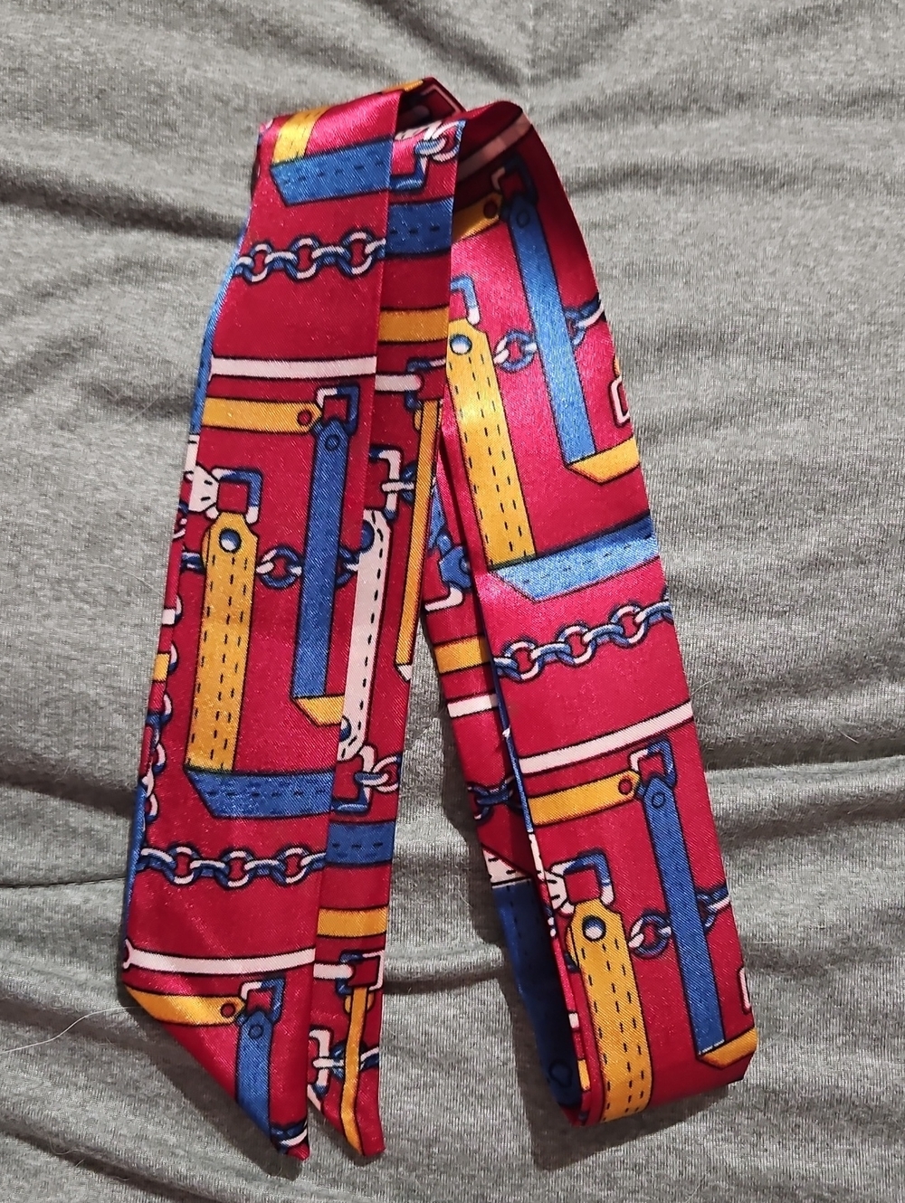 Red Patterned Silky Bag Twilly NWOT